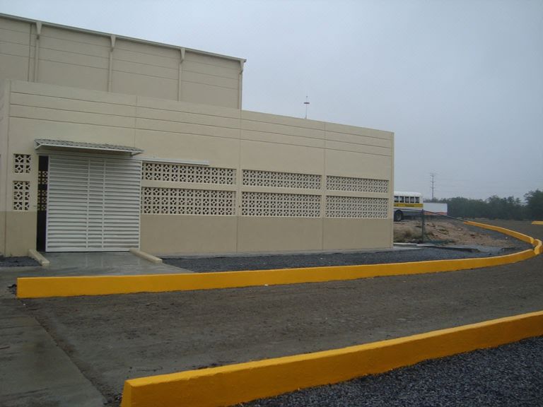 Cuarto de químicos y residuos peligrosos